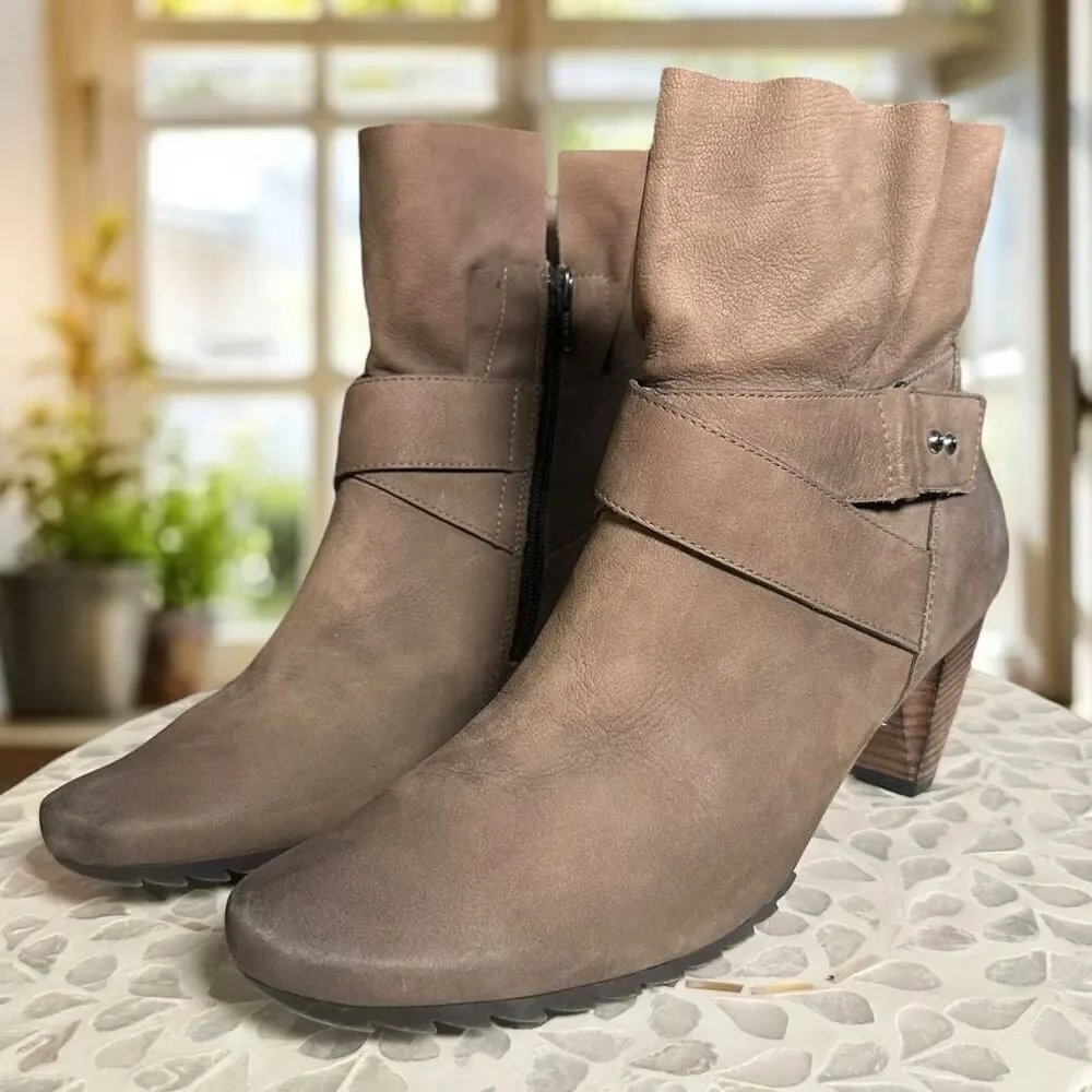 Paul Green $389 Leather Nubuck l Naomi Boot Bootie Womens Size 6.5 UK 9 US